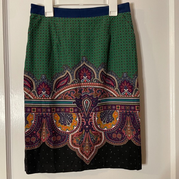 Edme Esyllte Women's Pencil Skirt Size 2 Green Paisley Floral Print Career - Picture 1 of 5